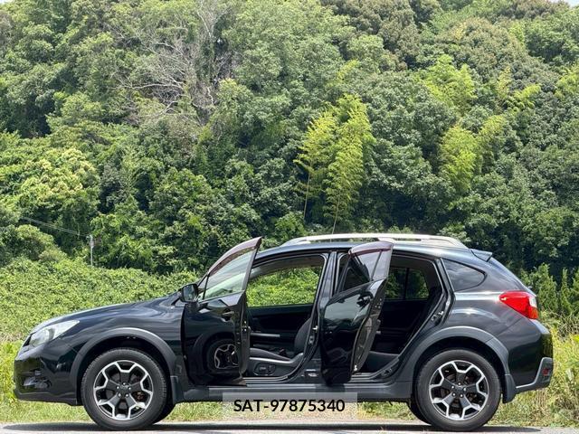 Subaru XV 2015-09 8055516-17