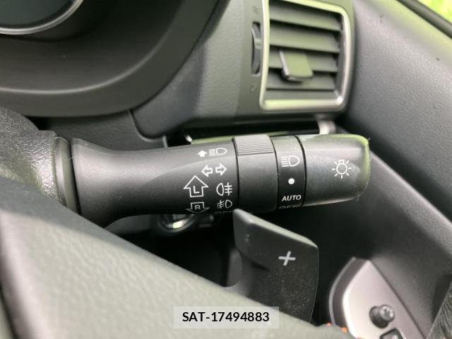 Subaru XV 2017-03 8056223-15