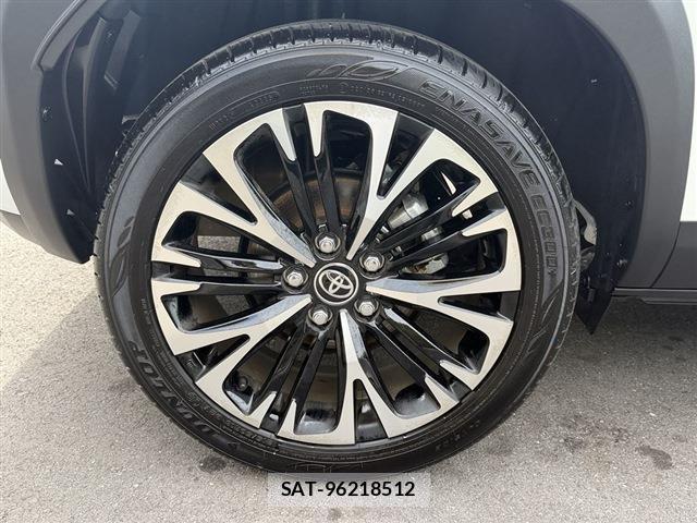 Toyota YARIS CROSS 2025-07 8053403-14