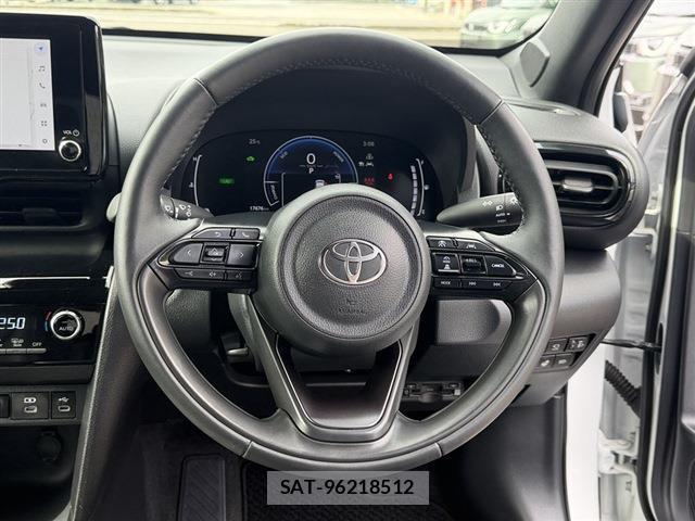 Toyota YARIS CROSS 2025-07 8053403-19