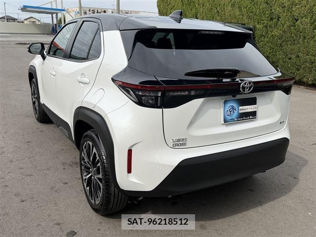 Toyota YARIS CROSS 2025-07 8053403-9