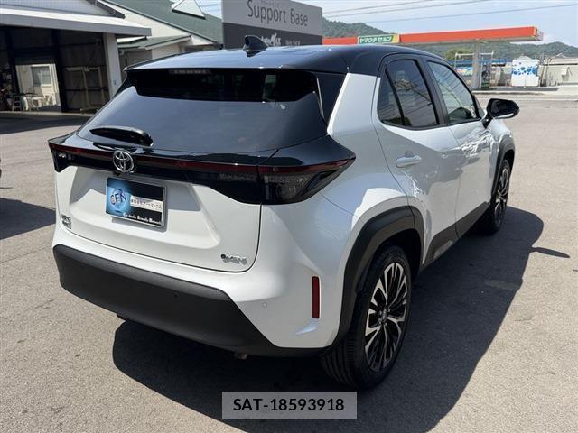 Toyota YARIS CROSS 2024-12 8053406-1