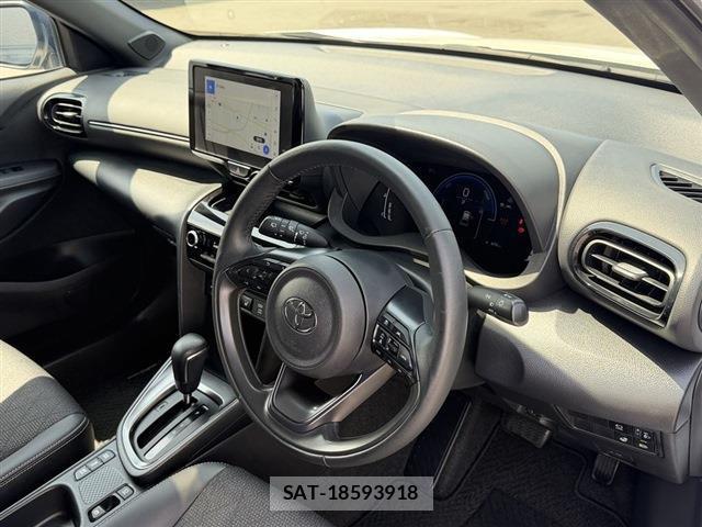 Toyota YARIS CROSS 2024-12 8053406-17