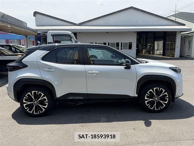 Toyota YARIS CROSS 2024-12 8053406-3