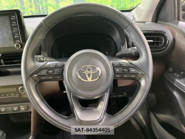 Toyota YARIS CROSS 2022-03 8053644-10