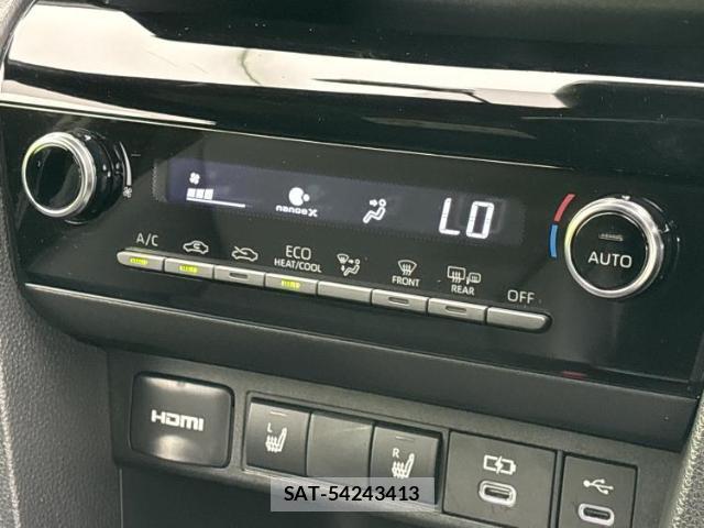 Toyota YARIS CROSS 2025-02 8053657-12