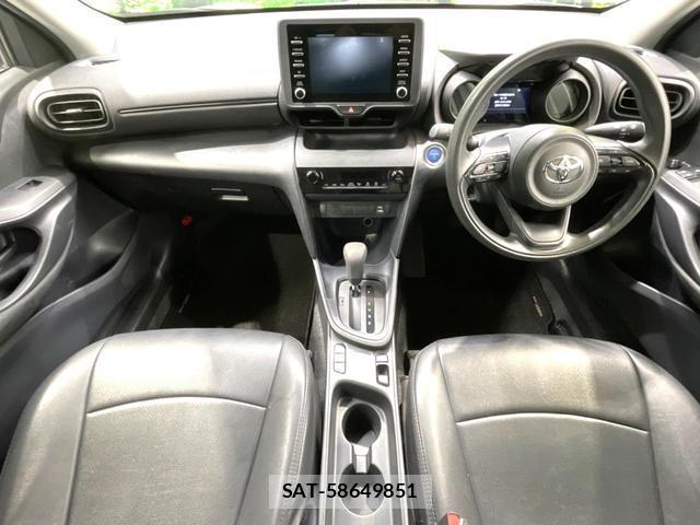 Toyota YARIS CROSS 2023-12 8054163-1