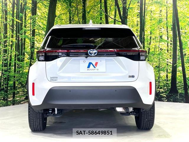 Toyota YARIS CROSS 2023-12 8054163-15