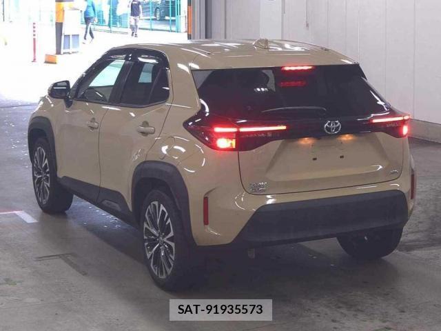 Toyota YARIS CROSS 2022-02 8054736-1
