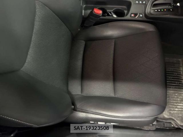 Toyota YARIS CROSS 2024-03 8055037-4