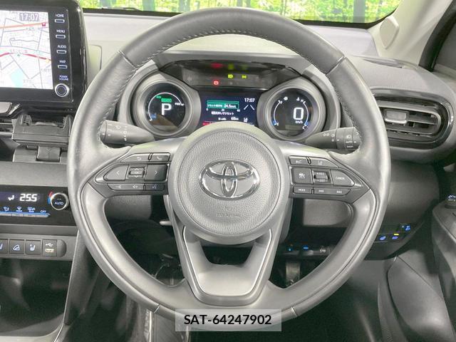 Toyota YARIS CROSS 2021-07 8055153-11