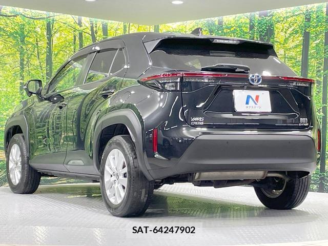 Toyota YARIS CROSS 2021-07 8055153-17