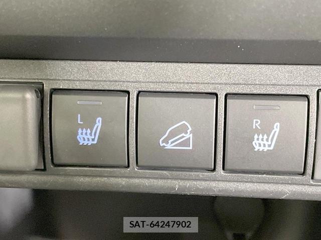 Toyota YARIS CROSS 2021-07 8055153-6