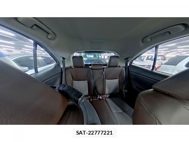 Toyota YARIS CROSS 2021-05 8055581-6