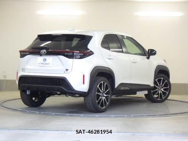 Toyota YARIS CROSS 2025-12 8055748-1