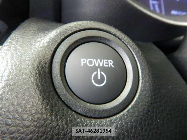 Toyota YARIS CROSS 2025-12 8055748-10