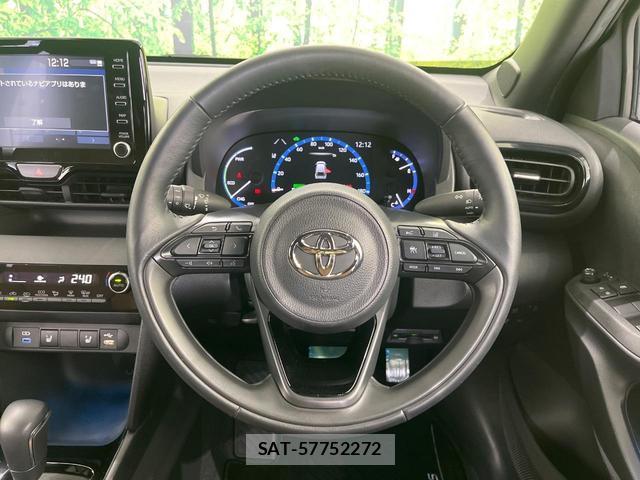 Toyota YARIS CROSS 2022-10 8055759-10