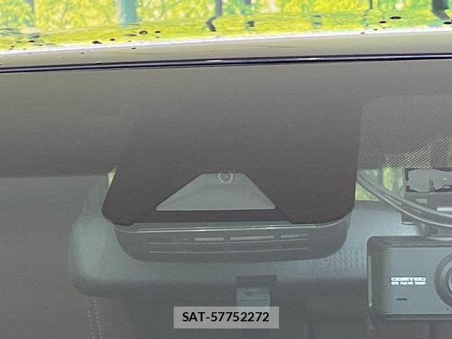 Toyota YARIS CROSS 2022-10 8055759-2