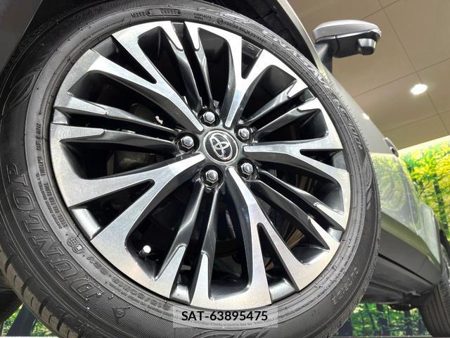 Toyota YARIS CROSS 2022-02 8055943-13