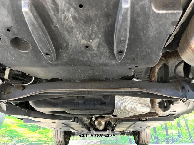 Toyota YARIS CROSS 2022-02 8055943-19