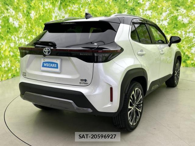 Toyota YARIS CROSS 2023-09 8056135-2