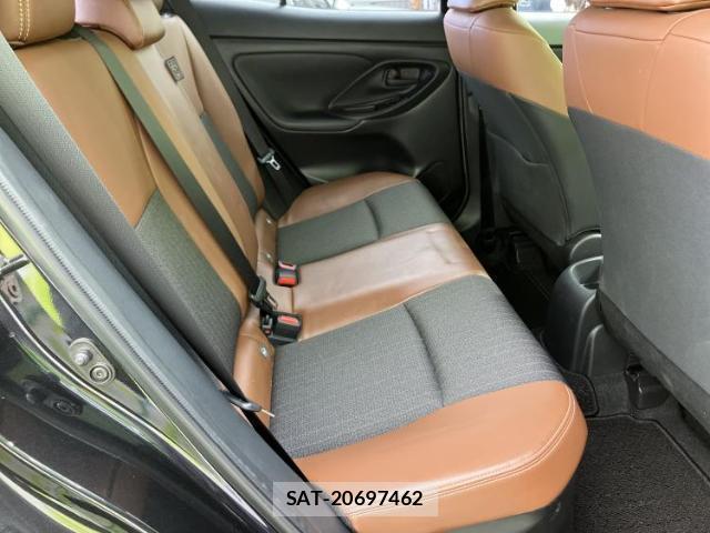 Toyota YARIS CROSS 2023-11 8056177-5