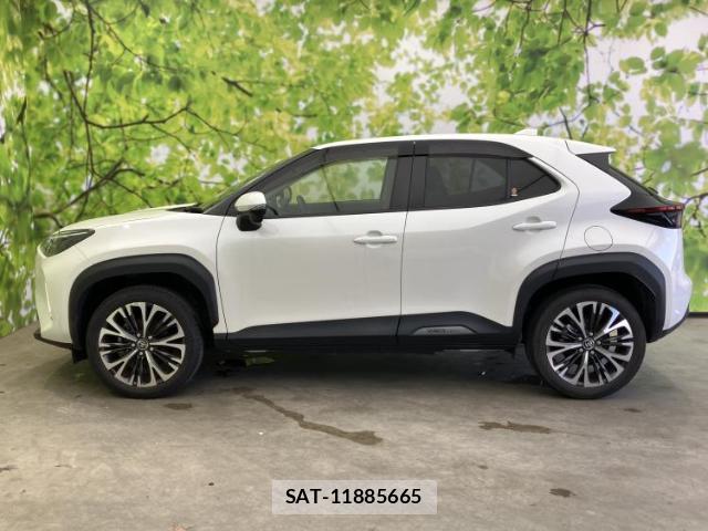 Toyota YARIS CROSS 2022-05 8056192-1