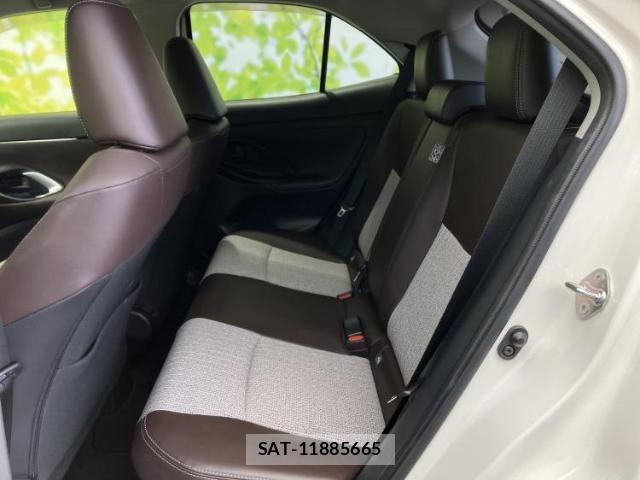Toyota YARIS CROSS 2022-05 8056192-7
