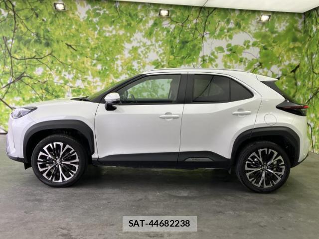 Toyota YARIS CROSS 2024-11 8056244-1
