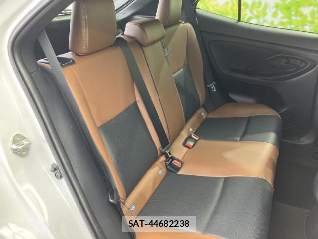 Toyota YARIS CROSS 2024-11 8056244-4