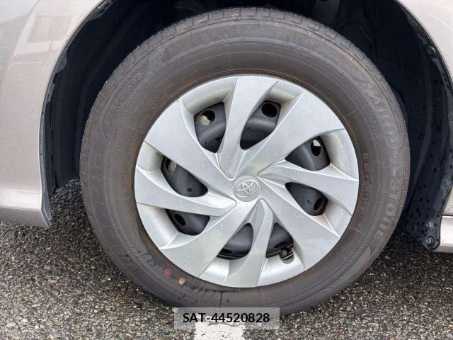 Toyota YARIS 2023-04 8053317-6
