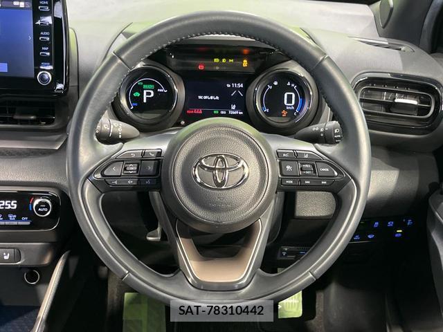 Toyota YARIS 2020-03 8053604-10