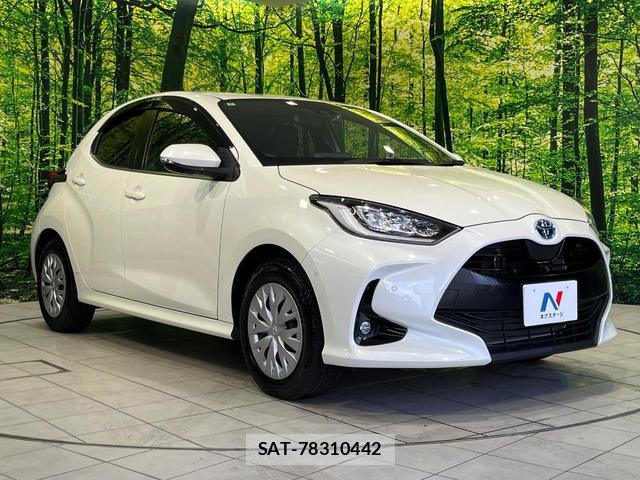 Toyota YARIS 2020-03 8053604-14