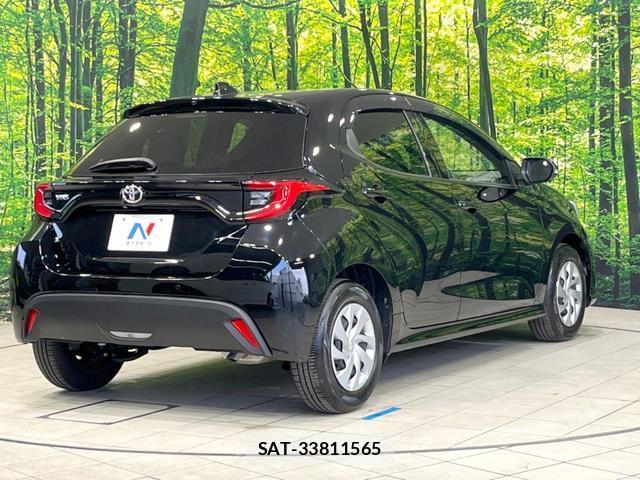 Toyota YARIS 2021-05 8054314-16