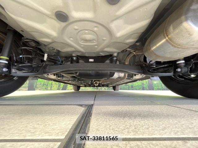 Toyota YARIS 2021-05 8054314-18