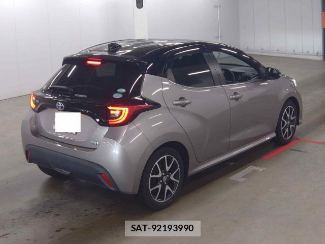 Toyota YARIS 2021-02 8054732-1