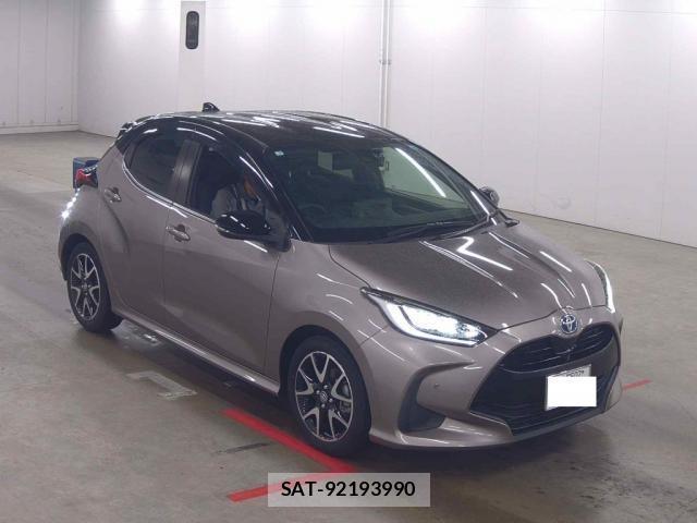 Toyota YARIS 2021-02 8054732-4