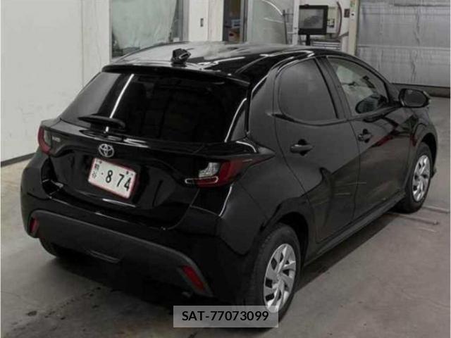Toyota YARIS 2022-01 8054743-4