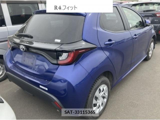 Toyota YARIS 2022-04 8054810-3