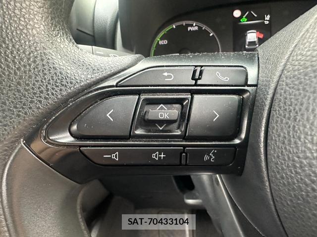 Toyota YARIS 2021-06 8054903-11