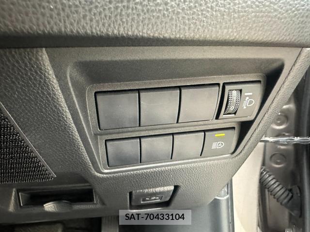 Toyota YARIS 2021-06 8054903-13