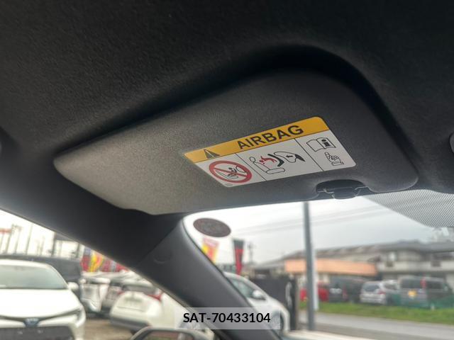 Toyota YARIS 2021-06 8054903-4