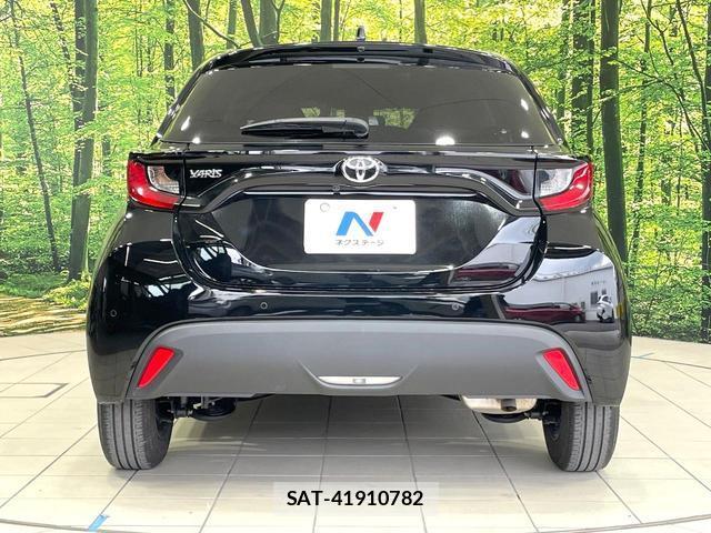 Toyota YARIS 2023-03 8055479-14