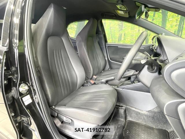 Toyota YARIS 2023-03 8055479-7