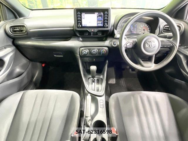 Toyota YARIS 2020-07 8055490-1