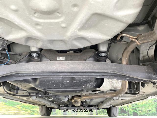 Toyota YARIS 2020-07 8055490-18