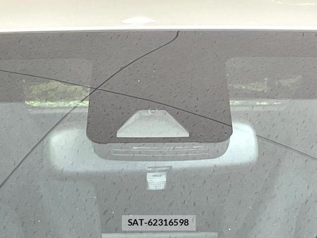 Toyota YARIS 2020-07 8055490-4