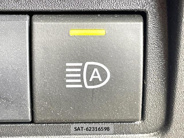Toyota YARIS 2020-07 8055490-6