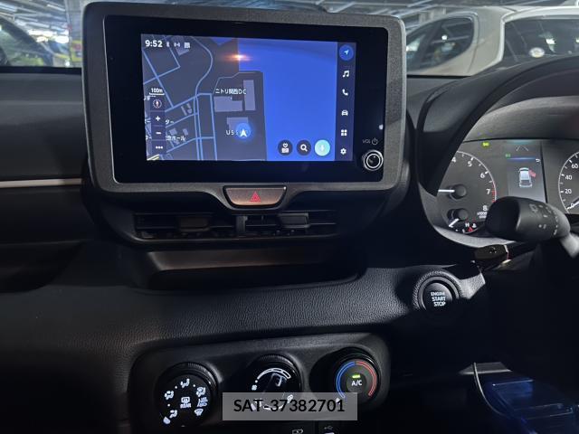 Toyota YARIS 2024-05 8055644-10