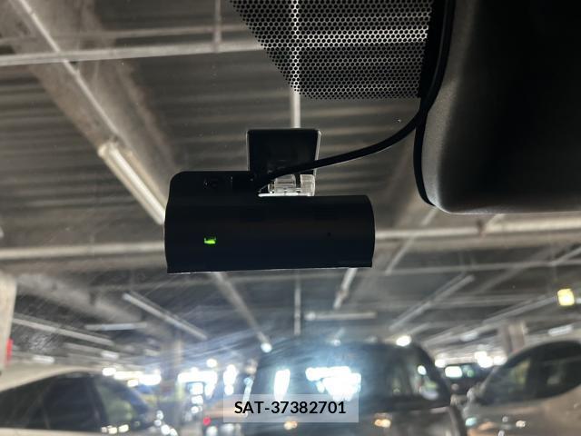 Toyota YARIS 2024-05 8055644-15
